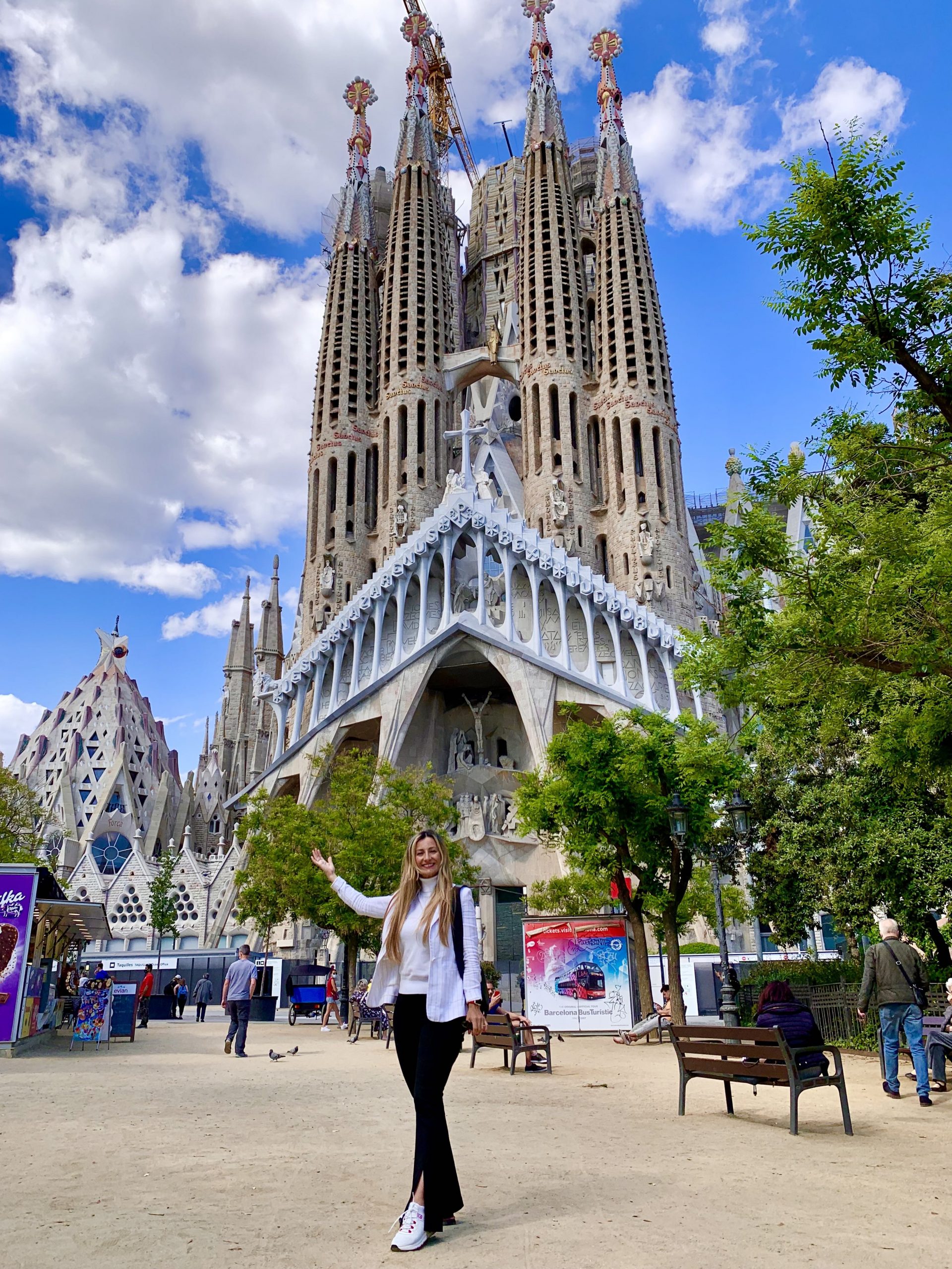 places to visit in barcelona with family